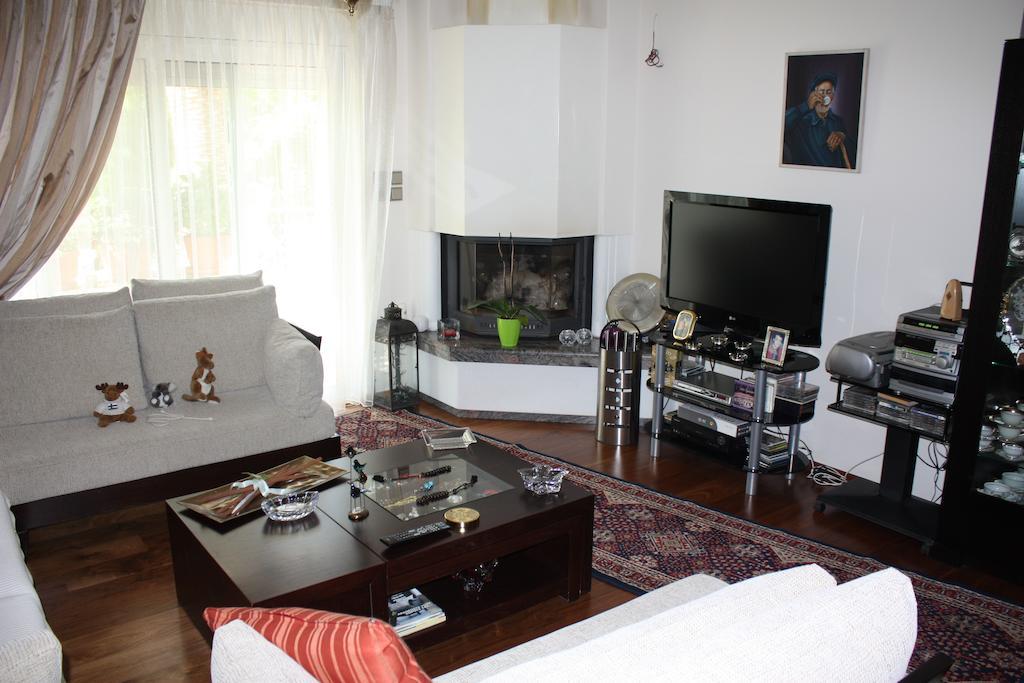 Veggie Garden Athens B&B Екстериор снимка